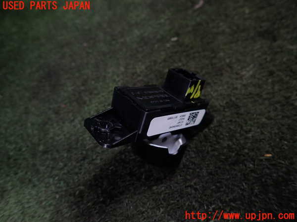 1UPJ-9229586240]フィアット・500C(31212)右パワーウィンドウスイッチ 中古_2