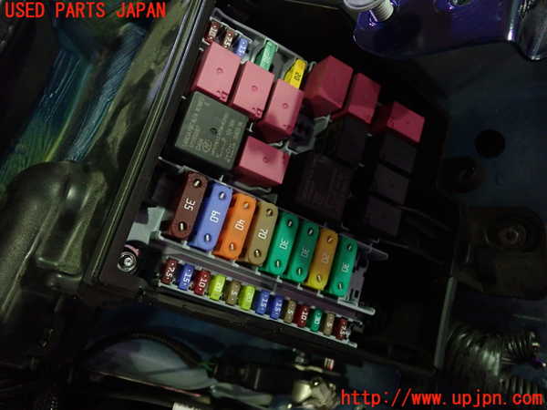 1UPJ-9229586742]フィアット・500C(31212)ヒューズボックス2 中古_2