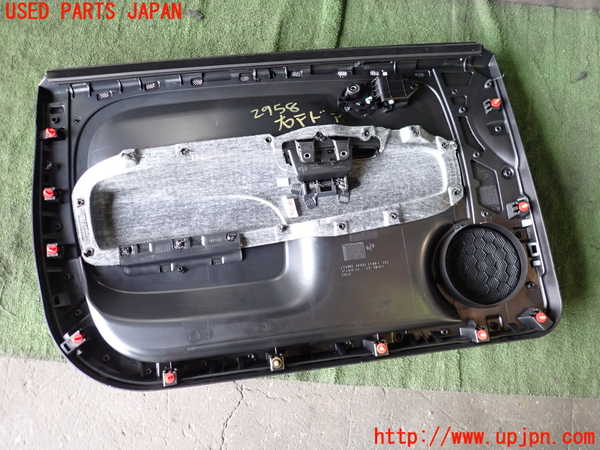 1UPJ-9229581234]フィアット・500C(31212)右ドア内張り 中古_3