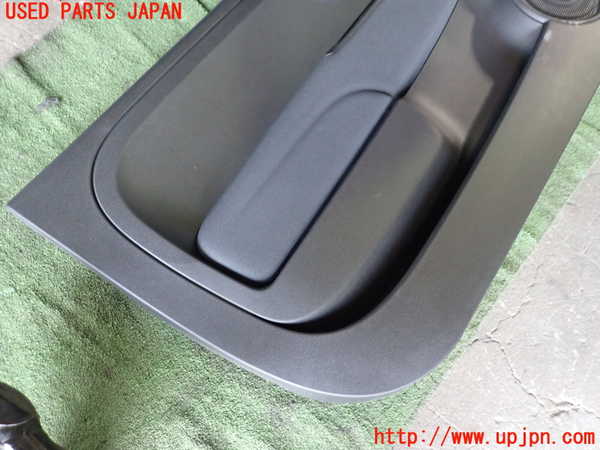 1UPJ-9229581264]フィアット・500C(31212)左ドア内張り 中古_3