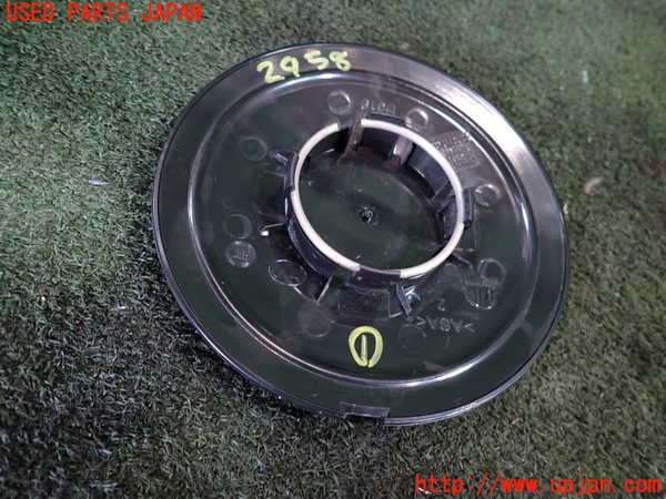 1UPJ-9229589421]フィアット・500C(31212)16インチホイールキャップ1枚① 中古_2