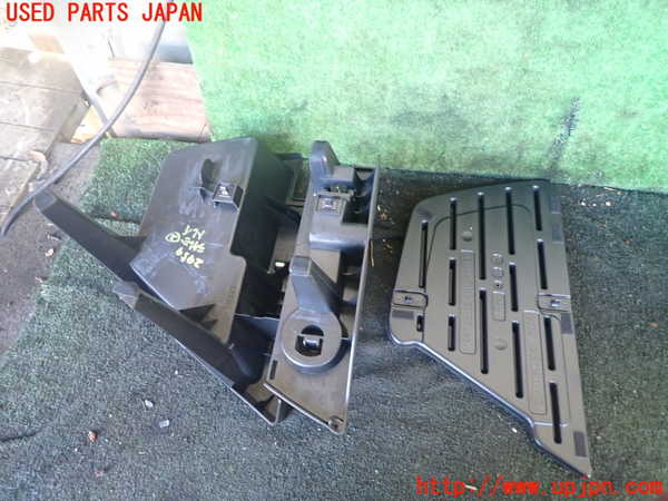 1UPJ-9229597772]CX-8(KG2P)ラゲッジトレイ2 中古_3