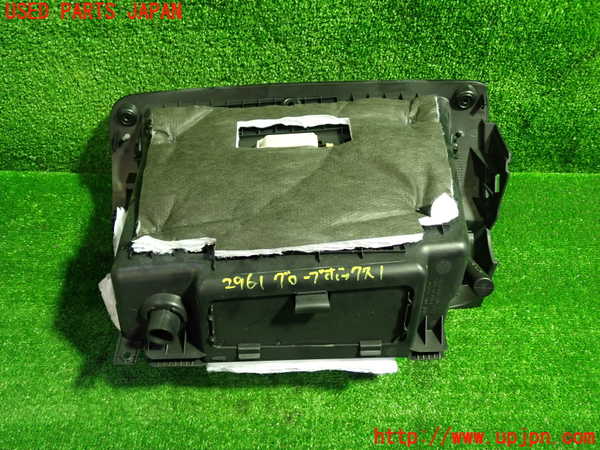 1UPJ-9229617516]BMW ミニ(MINI)クーパー F56(XM15)グローブボックス1 中古_4