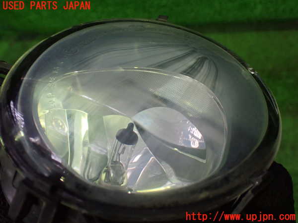 1UPJ-9229621180]BMW 218d グランツアラー(2E20 F46)右フォグ 中古_2