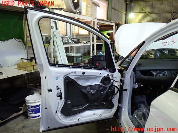 1UPJ-9229621260]BMW 218d グランツアラー(2E20 F46)左前ドア M540 中古_5