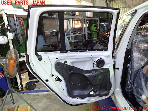 1UPJ-9229621320]BMW 218d グランツアラー(2E20 F46)左後ドア M535 中古_5