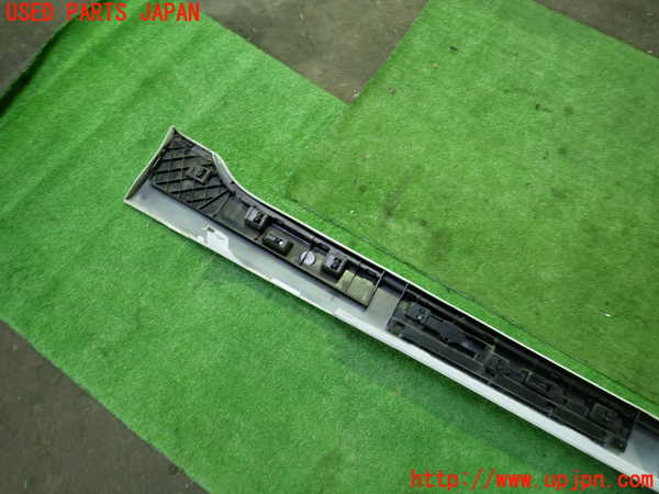 1UPJ-9229621392]BMW 218d グランツアラー(2E20 F46)左サイドステップ 中古_5