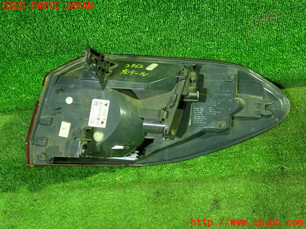 1UPJ-9229621536]BMW 218d グランツアラー(2E20 F46)左テールランプ 中古_2
