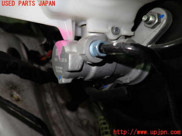1UPJ-9229624050]BMW 218d グランツアラー(2E20 F46)ブレーキマスターシリンダー 中古_3