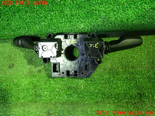 1UPJ-9229626720]BMW 218d グランツアラー(2E20 F46)コンビネーションスイッチ 中古_4