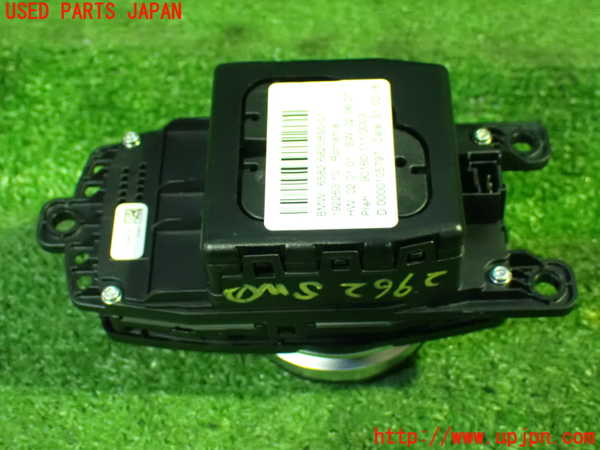 1UPJ-9229626306]BMW 218d グランツアラー(2E20 F46)スイッチ1 (ナビ) 中古_2