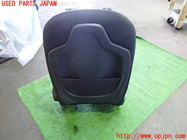 1UPJ-9229627065]BMW 218d グランツアラー(2E20 F46)助手席シート 中古_4