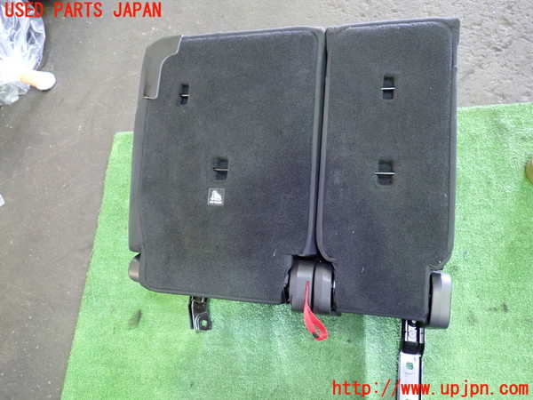 1UPJ-9229627175]BMW 218d グランツアラー(2E20 F46)左2列目シート 中古_5