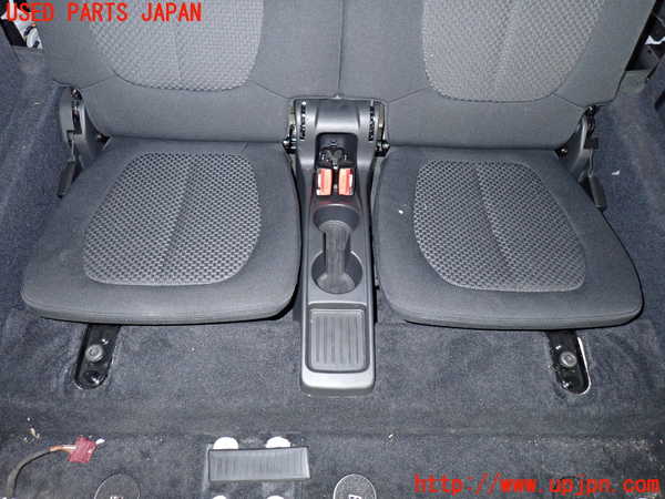 1UPJ-9229627210]BMW 218d グランツアラー(2E20 F46)3列目シート 中古_3
