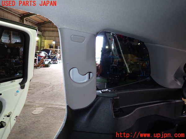 1UPJ-9229627675]BMW 218d グランツアラー(2E20 F46)右リアピラートリム 中古_2