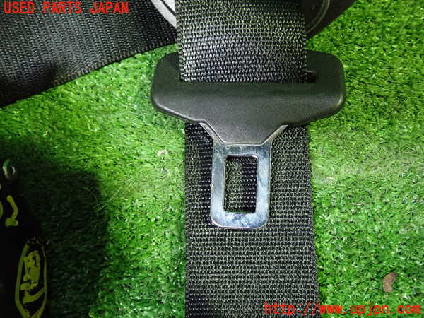 1UPJ-9229627045]BMW 218d グランツアラー(2E20 F46)運転席シートベルト 中古_2