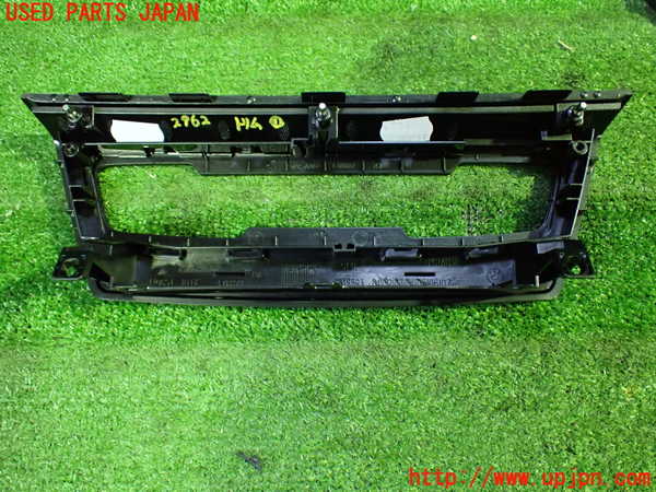 1UPJ-9229627691]BMW 218d グランツアラー(2E20 F46)内装トリム類1 中古_2