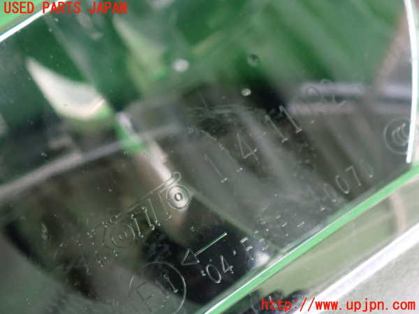 2UPJ-9229641180]レヴォーグ(VM4)右フォグ 中古_3
