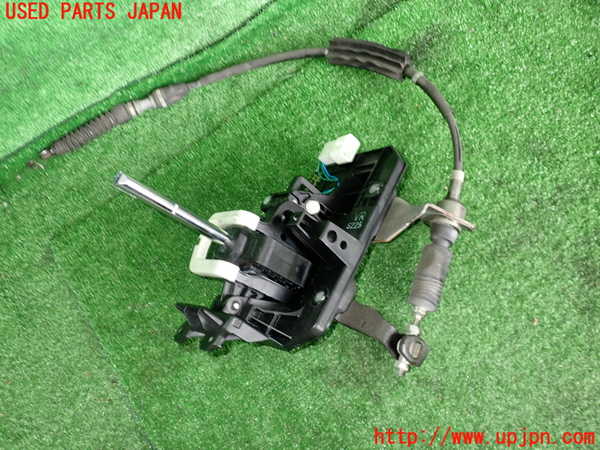 2UPJ-9229647555]レヴォーグ(VM4)ATシフトレバー 中古_2
