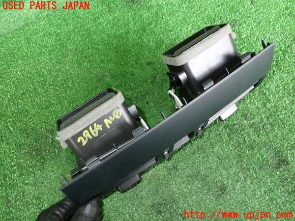 2UPJ-9229647526]レヴォーグ(VM4)エアコン吹き出し口1 (真中) 中古_2