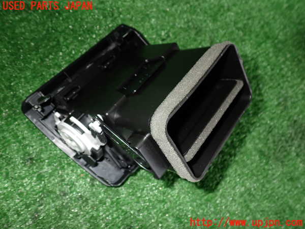 2UPJ-9229647527]レヴォーグ(VM4)エアコン吹き出し口2 (右) 中古_3