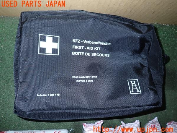 3UPJ=9229650640]BMW 335i クーペ Mスポーツパッケージ(KG35 E92)後期 純正 7 261 178 ファーストエイドキット 救急キット 中古_3