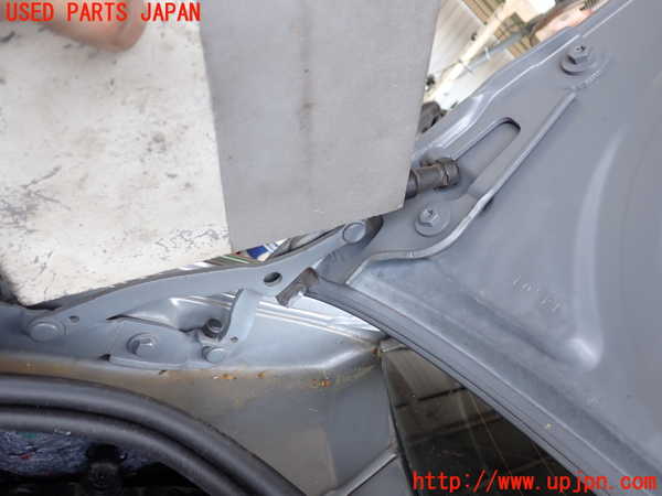 2UPJ-9229651513]BMW 335i クーペ(KG35)(E92)トランクヒンジ1 中古_2