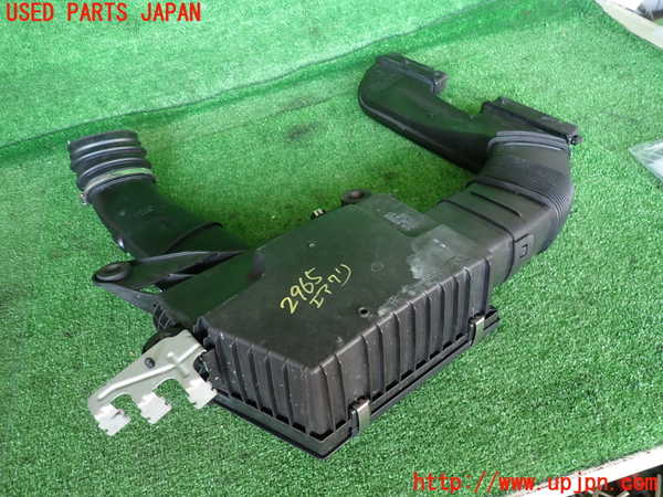 2UPJ-9229652560]BMW 335i クーペ(KG35)(E92)エアクリーナーボックス 中古_4