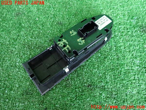2UPJ-9229656240]BMW 335i クーペ(KG35)(E92)右パワーウィンドウスイッチ 中古_2
