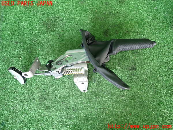 2UPJ-9229657550]BMW 335i クーペ(KG35)(E92)サイドブレーキレバー 中古_2