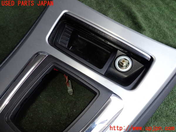 2UPJ-9229657540]BMW 335i クーペ(KG35)(E92)センターコンソール 中古_4