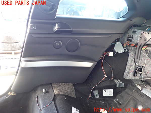 2UPJ-9229657675]BMW 335i クーペ(KG35)(E92)右リアピラートリム 中古_4