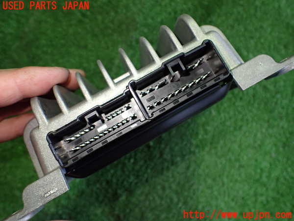 2UPJ-9229676525]フェアレディZロードスター(HZ34)アンプ 中古_3