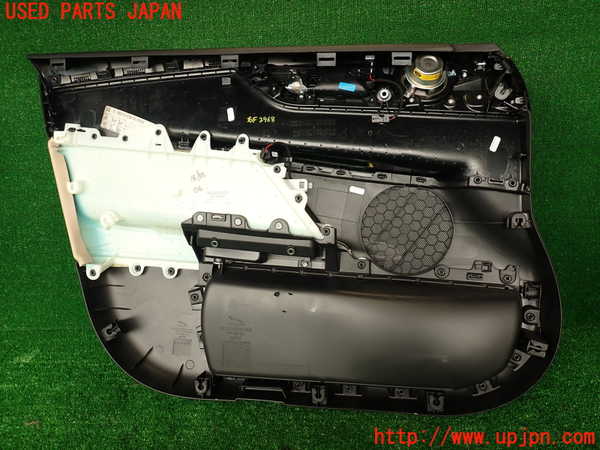 2UPJ-9229681234]ジャガー・XE(JA2GA)右前ドア内張り 中古_5