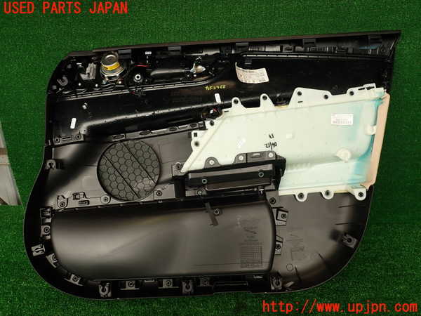2UPJ-9229681264]ジャガー・XE(JA2GA)左前ドア内張り 中古_4