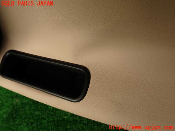 2UPJ-9229681294]ジャガー・XE(JA2GA)右後ドア内張り 中古_3