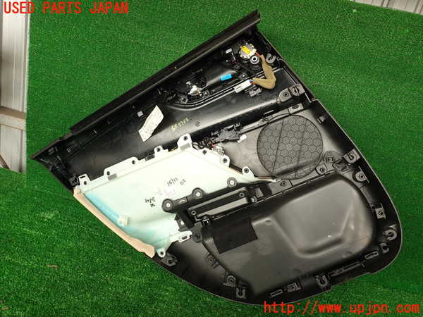 2UPJ-9229681294]ジャガー・XE(JA2GA)右後ドア内張り 中古_5