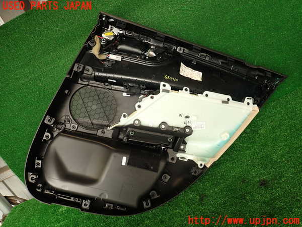 2UPJ-9229681324]ジャガー・XE(JA2GA)左後ドア内張り 中古_5