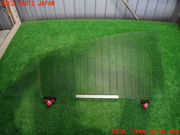 2UPJ-9229691238]アクア(AQUA)(NHP10)右前ドアガラス (43R-00033 M2H3U) 中古_2
