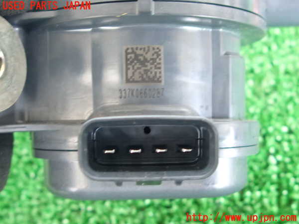 2UPJ-9229692110]アクア(AQUA)(NHP10)ウォーターポンプ 中古_4