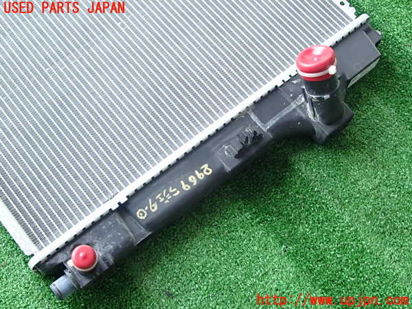 2UPJ-9229692321]アクア(AQUA)(NHP10)ラジエーター1 中古_4