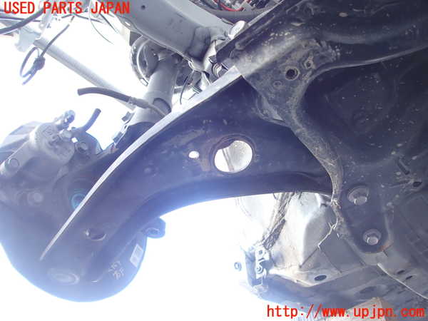 2UPJ-9229695176]アクア(AQUA)(NHP10)右フロントロアアーム1 中古_2