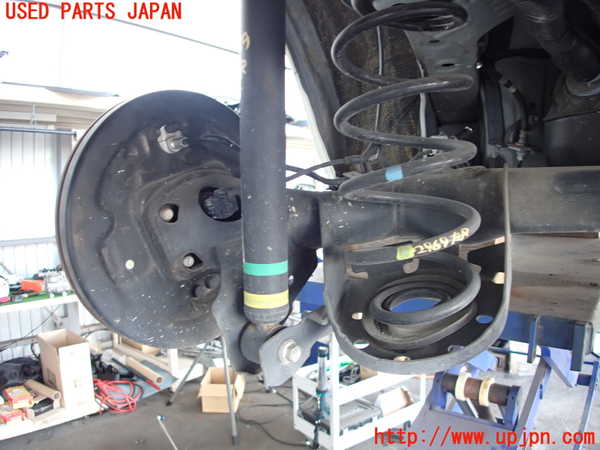 2UPJ-9229695380]アクア(AQUA)(NHP10)リアアクスルビーム 中古_5