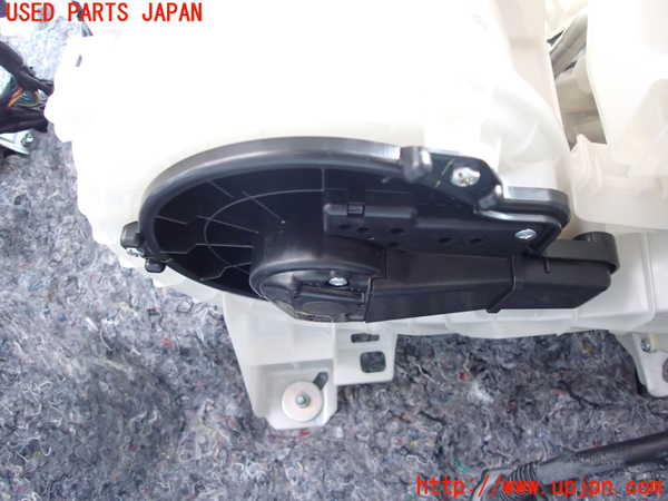 2UPJ-9229696095]アクア(AQUA)(NHP10)ブロアファン(ブロアーファン) 中古_2