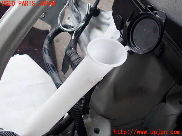 2UPJ-9229696791]アクア(AQUA)(NHP10)ウォッシャータンク1 中古_4