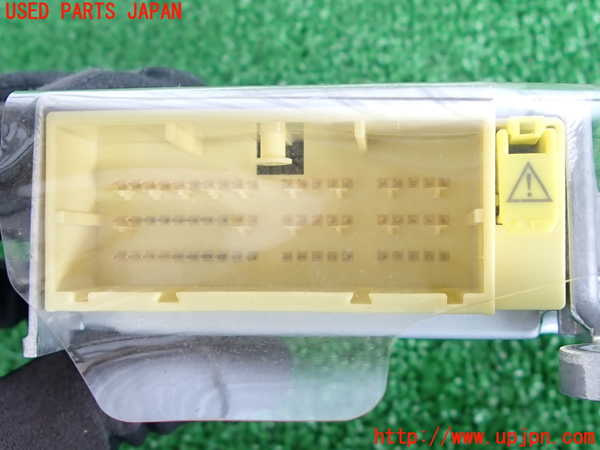 2UPJ-9229696145]アクア(AQUA)(NHP10)エアバッグコンピューター 中古_4