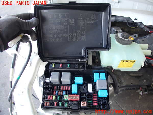 2UPJ-9229696742]アクア(AQUA)(NHP10)ヒューズボックス2 中古_2