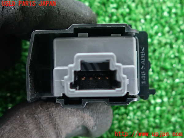 2UPJ-9229696290]アクア(AQUA)(NHP10)ハザードスイッチ 中古_4