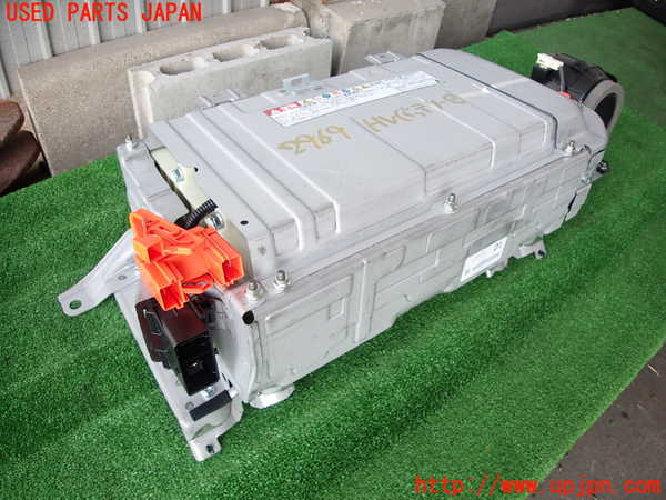 2UPJ-9229696911]アクア(AQUA)(NHP10)ハイブリッドバッテリー1 中古_2