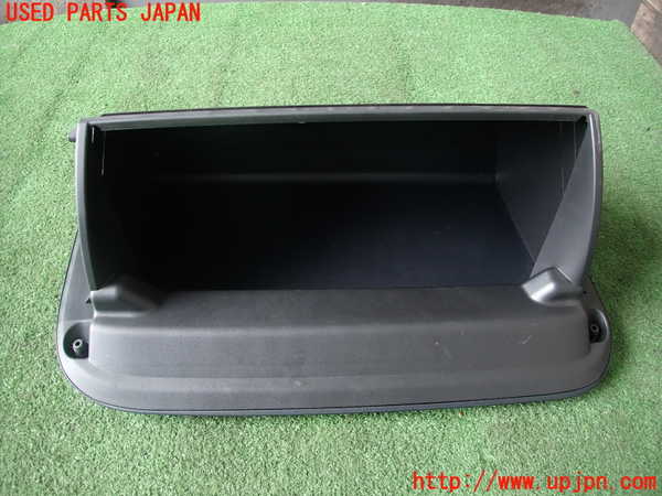 2UPJ-9229697516]アクア(AQUA)(NHP10)グローブボックス1 中古_2